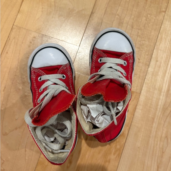 Converse All Star Red High-Tops - Picture 2 of 5